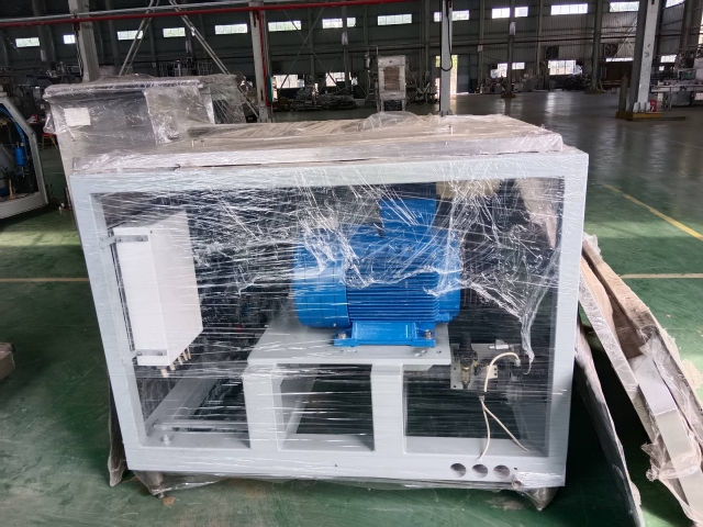 瑞達(dá)均質(zhì)機(jī) 4噸/230BAR